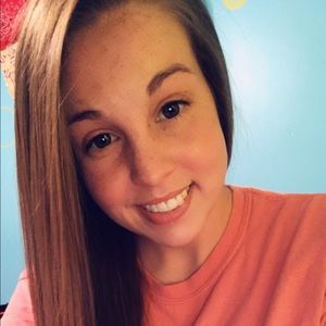 Meet your Posher, Kaitlyn